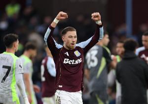 打进制胜球！卡什：续约已达成协议，迫不及待要继续效力维拉