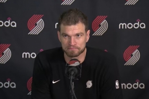 斯普利特谈轮换策略：观察球员攻防反应 包括攻防转换和抢篮板