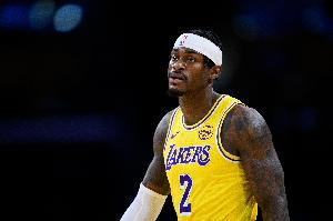 彪子能抢！范德比尔特3中1得3分12板4助1断