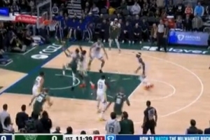 力战旧主！罗林斯开场上篮得手三分也有 内外开花连得5分